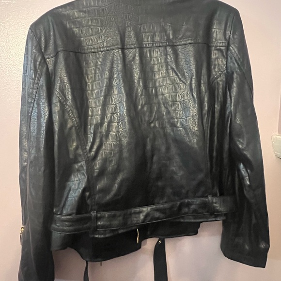 INC International Concepts Women's Black Leather Jacket Size XL Pre Owned - Picture 2 of 2